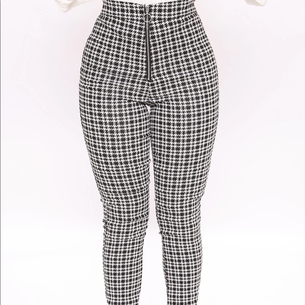 Skinny ankle length pant - Black & white